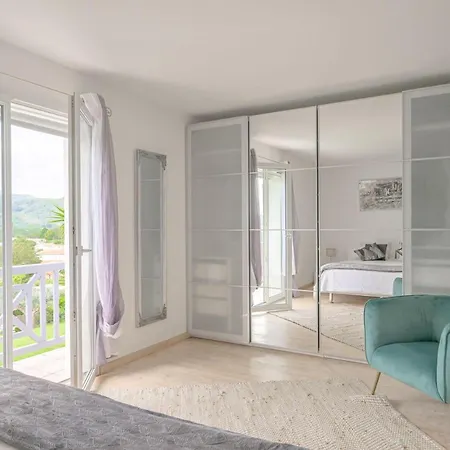 Villa Maison Madalena With Private Pool Ascain