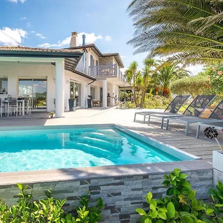 Maison Madalena With Private Pool Ascain
